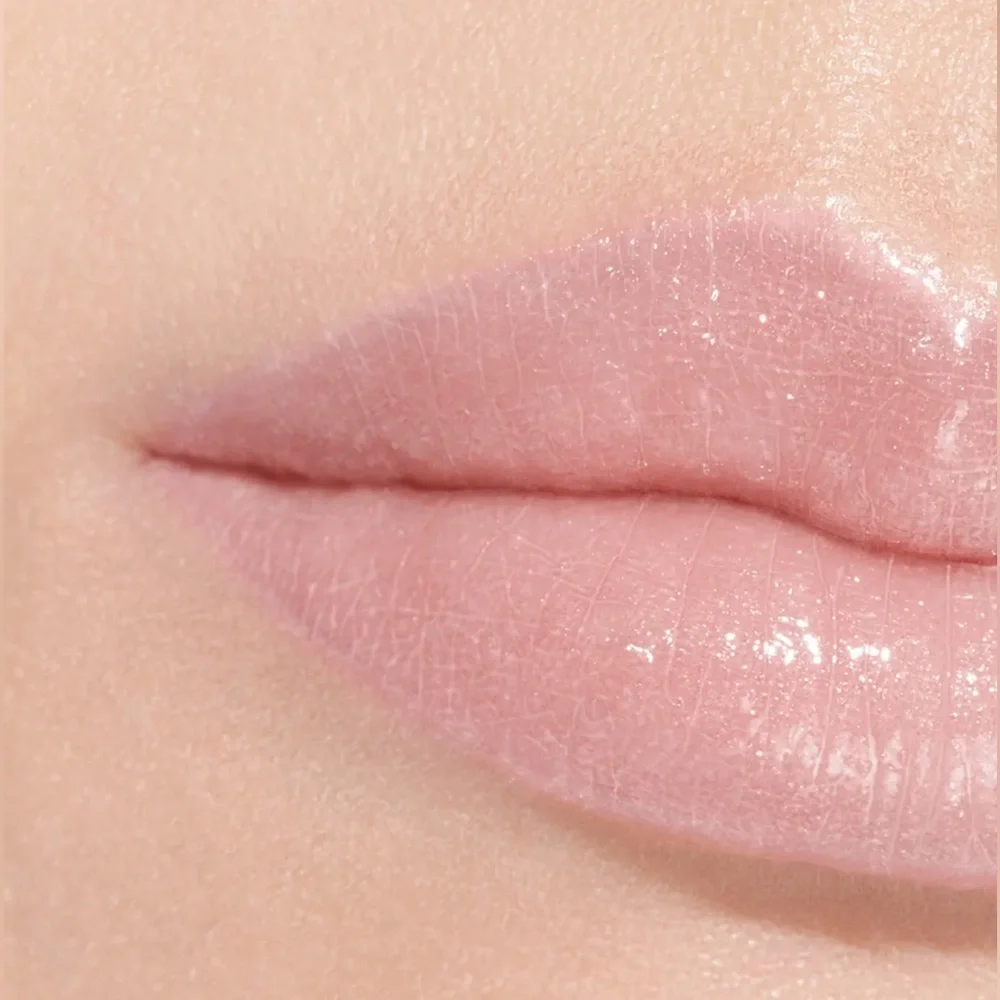 Chanel ROUGE COCO BAUME - 912 - DREAMY WHITE